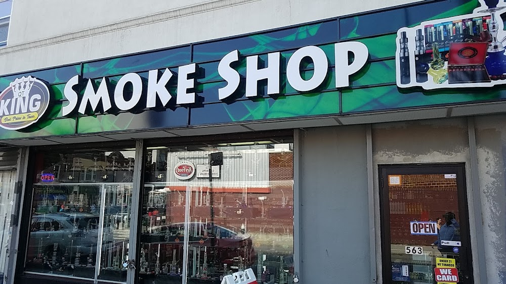 King QT Smoke Shop